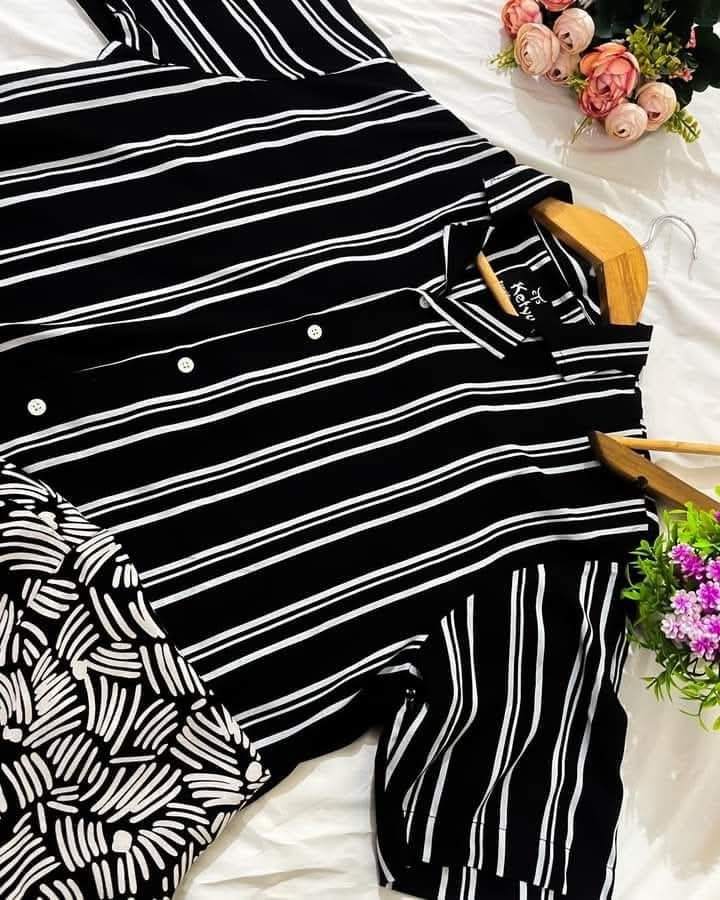 FB_IMG_1739604011254 Stripe Linen - Image 1